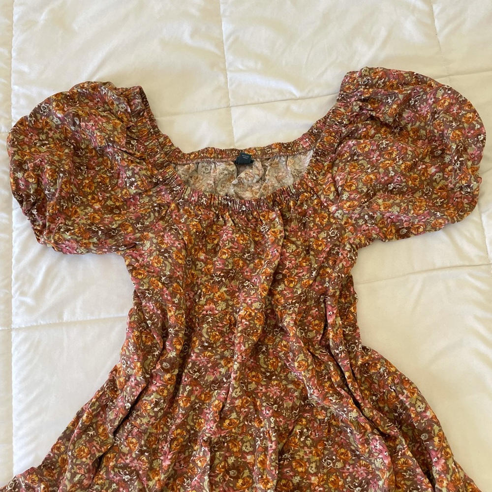 puff sleeve floral dress